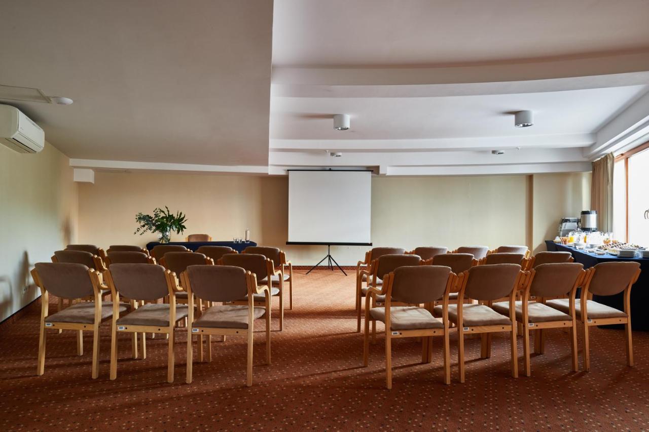 Hotel Dom Zdrojowy Resort & Spa - Destigo Hotels Ястарня Екстериор снимка