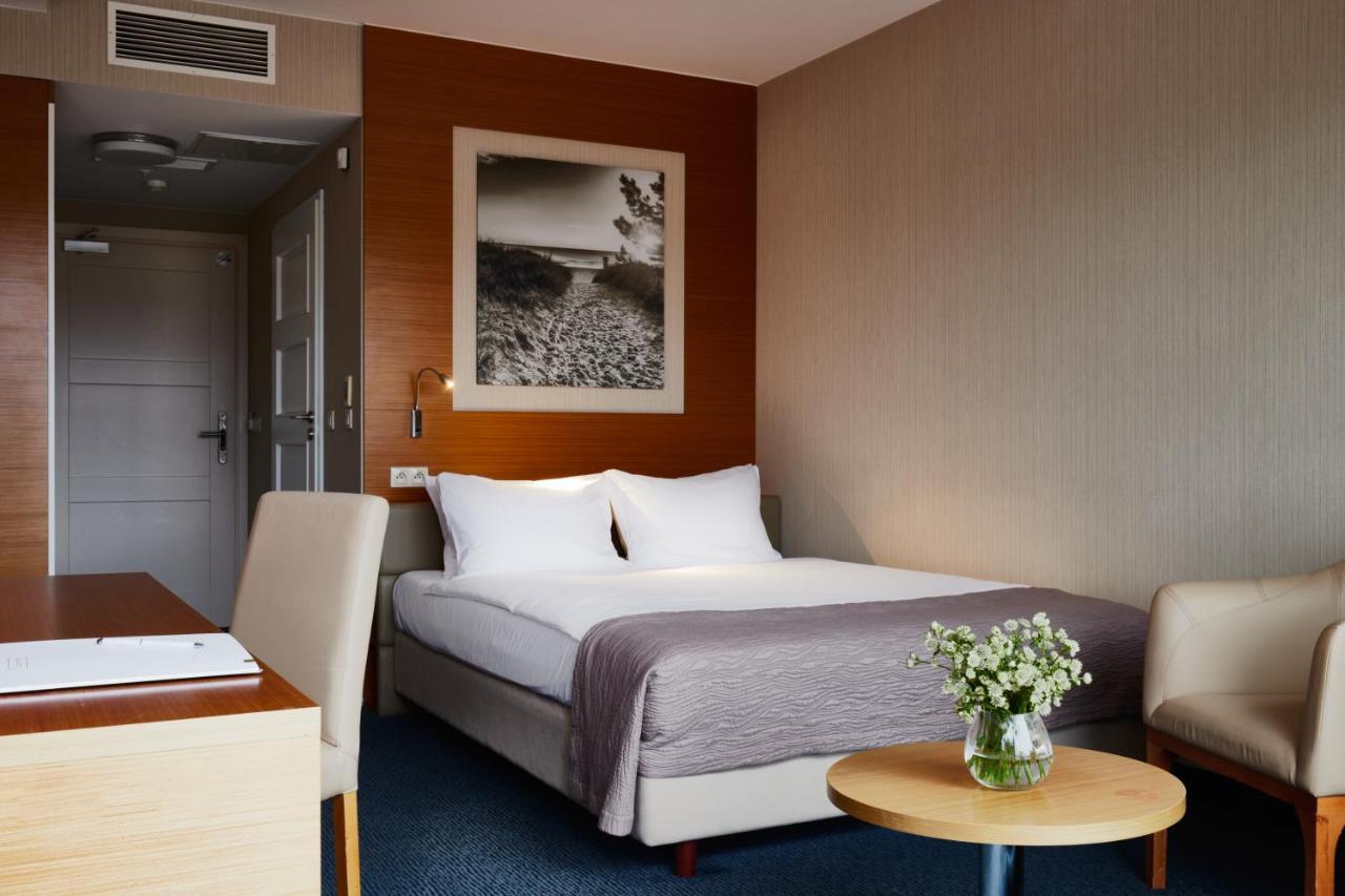 Hotel Dom Zdrojowy Resort & Spa - Destigo Hotels Ястарня Екстериор снимка