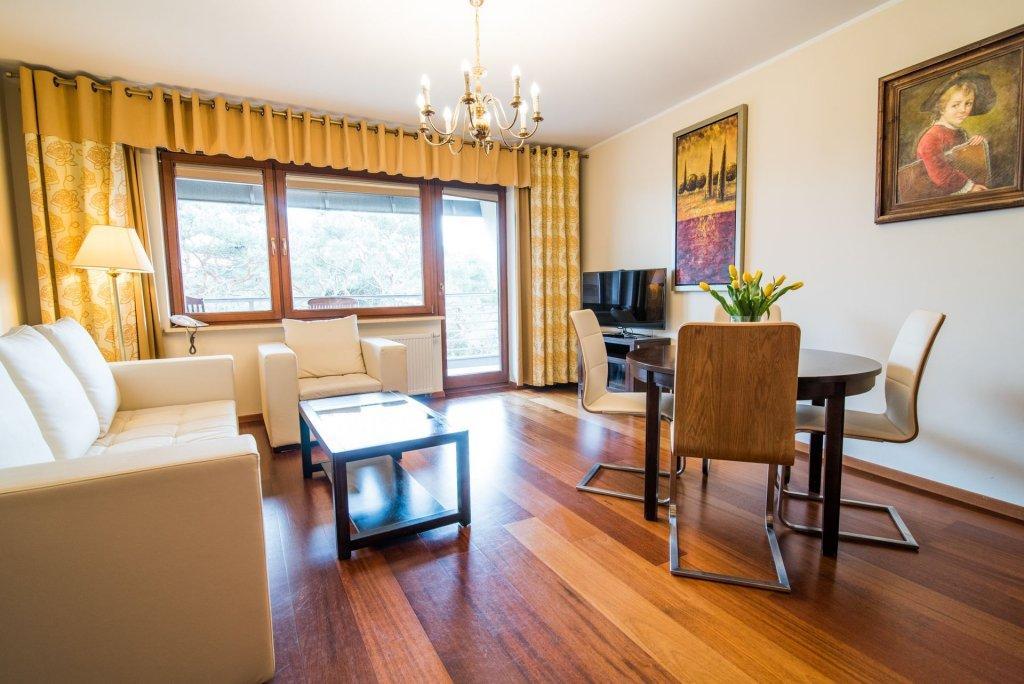 Hotel Dom Zdrojowy Resort & Spa - Destigo Hotels Ястарня Екстериор снимка