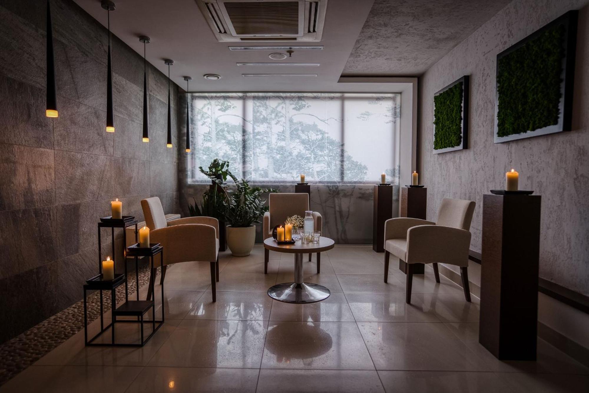 Hotel Dom Zdrojowy Resort & Spa - Destigo Hotels Ястарня Екстериор снимка