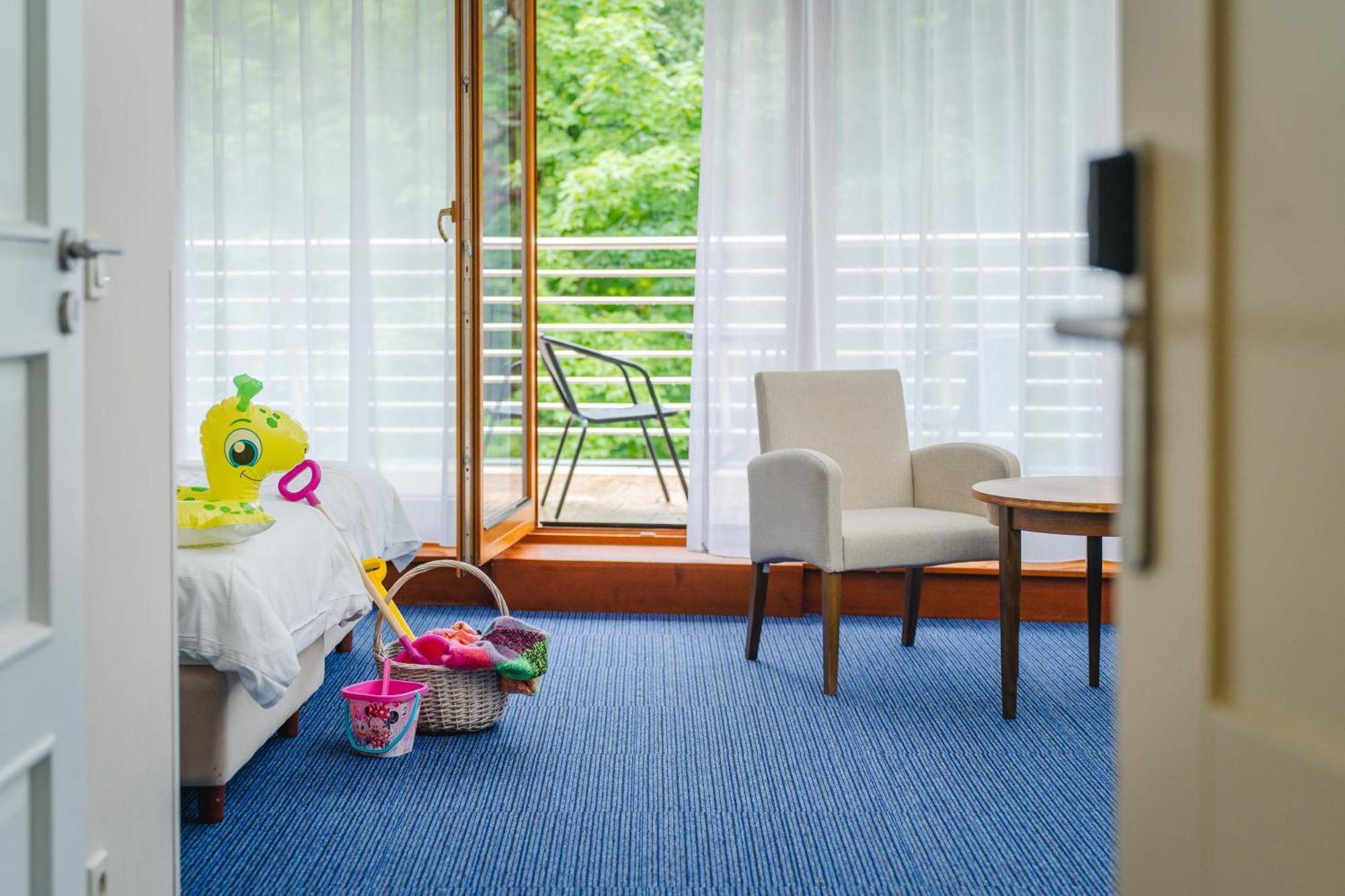 Hotel Dom Zdrojowy Resort & Spa - Destigo Hotels Ястарня Екстериор снимка
